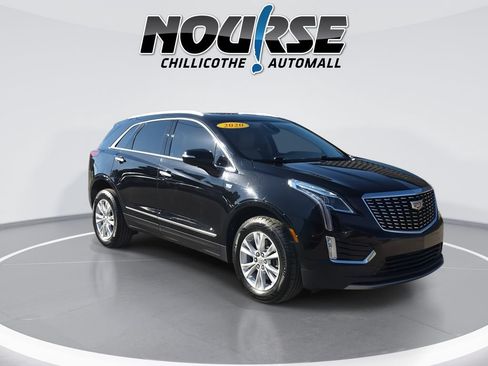 Used 2020 Cadillac XT5 Premium Luxury AWD/4WD image 2