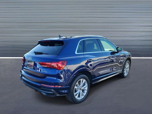 Used 2021 Audi Q3 2.0T Premium Plus w/ Premium Plus Package image 3