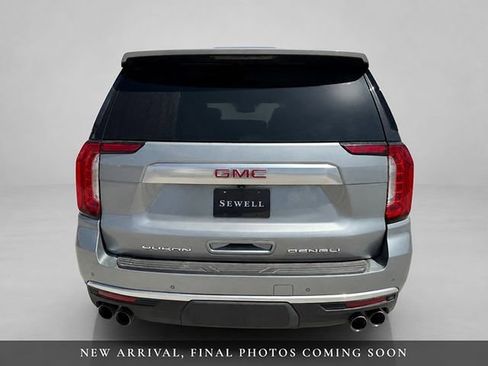 Used 2024 GMC Yukon Denali AWD/4WD image 5