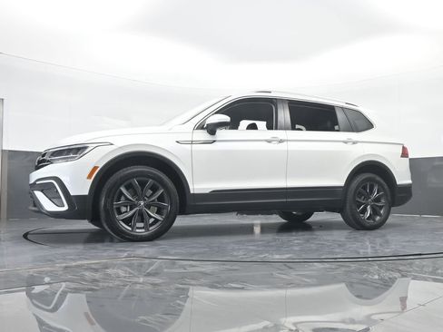 Used 2023 Volkswagen Tiguan SE image 56