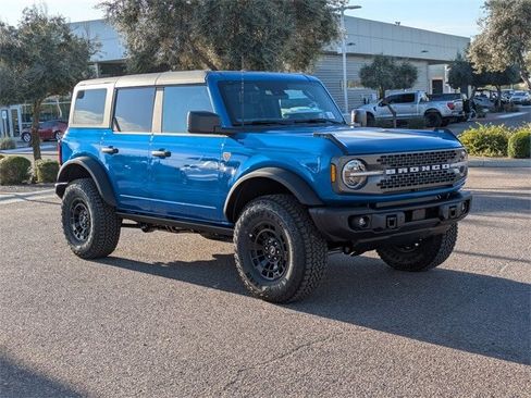 New 2026 Ford Bronco Badlands image 9