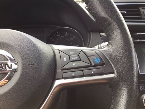 Used 2019 Nissan Rogue SL w/ Premium Package AWD/4WD image 31