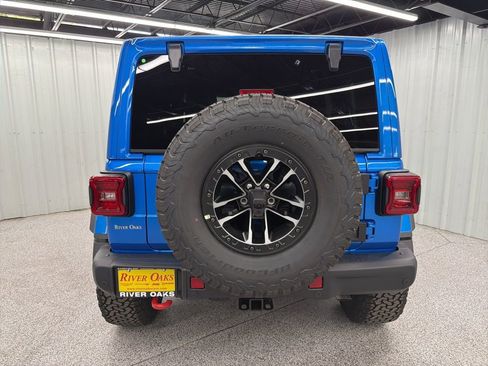 New 2025 Jeep Wrangler Unlimited Rubicon image 5