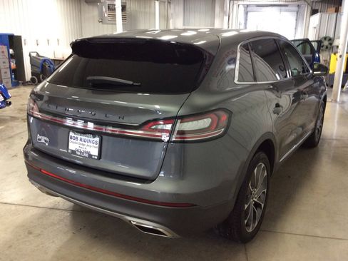 Used 2023 Lincoln Nautilus Reserve image 8