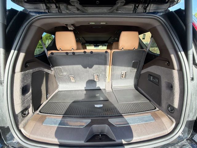 Used 2023 Cadillac Escalade Sport AWD/4WD image 34