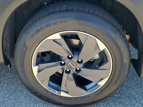 Certified 2026 Nissan Rogue SV image 13