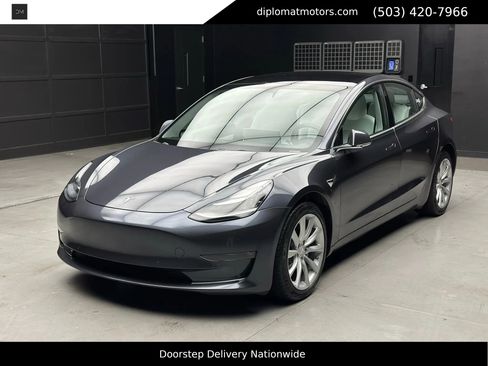 Used 2018 Tesla Model 3 Long Range image 1