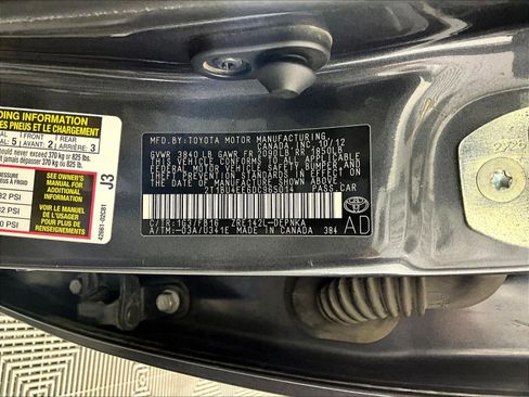 Used 2013 Toyota Corolla LE FWD image 19