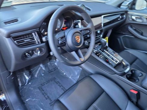 New 2026 Porsche Macan S image 4