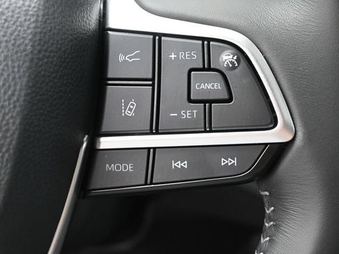 Certified 2026 Toyota Highlander XSE AWD/4WD image 18