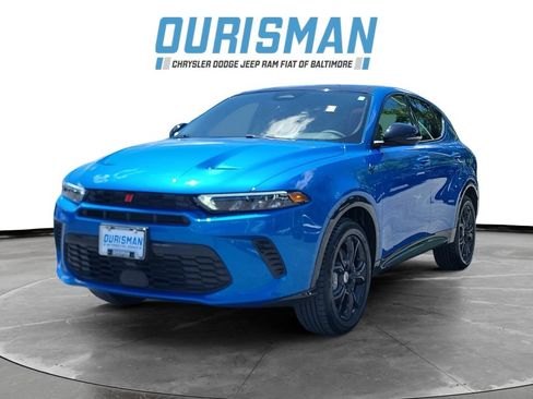 Used 2024 Dodge Hornet R/T Plus w/ R/T Blacktop Package AWD/4WD image 2