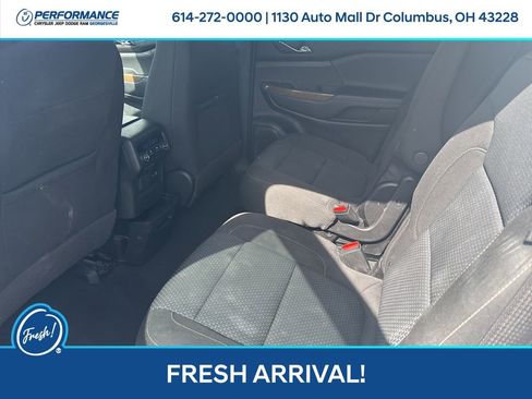 Used 2021 GMC Acadia SLE w/ Trailering Package image 13