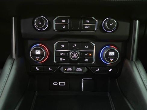 Used 2023 Chevrolet Tahoe Z71 w/ Off-Road Capability Package AWD/4WD image 28