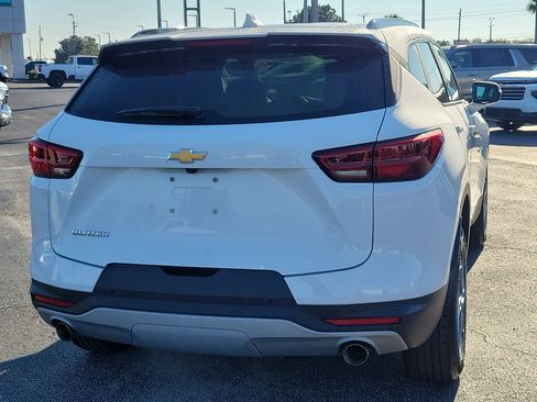 Used 2024 Chevrolet Blazer LT image 6