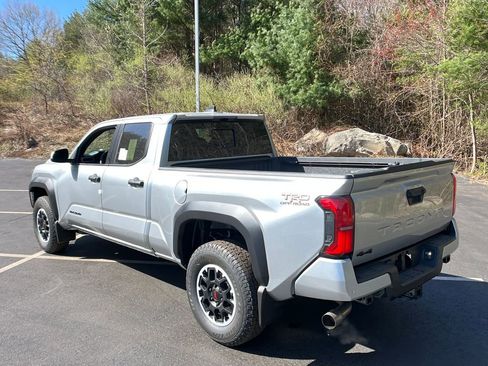 New 2026 Toyota Tacoma TRD Off-Road w/ TRD Off Road Upgrade Package AWD/4WD image 3