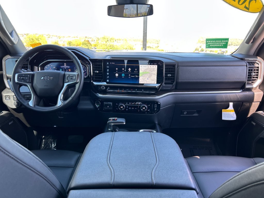 Used 2025 Chevrolet Silverado 1500 RST AWD/4WD image 6