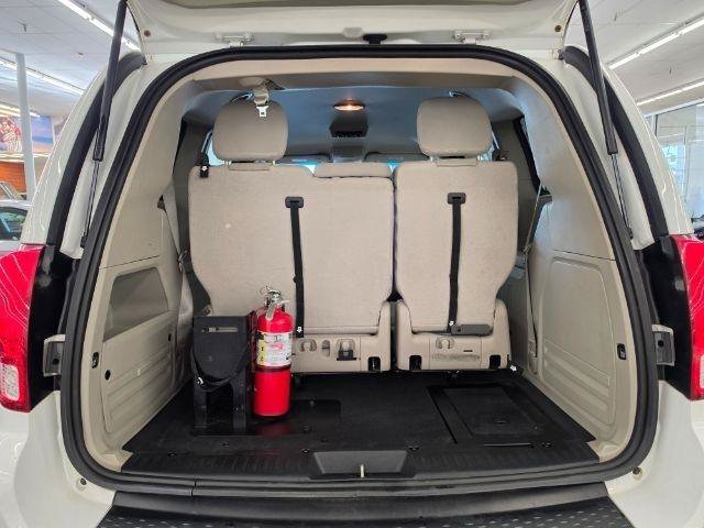 Used 2016 Dodge Grand Caravan SE w/ Quick Order Package 29E SE FWD image 38