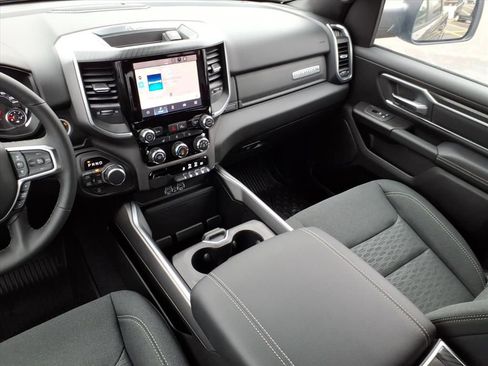 New 2026 RAM 1500 Big Horn AWD/4WD image 14