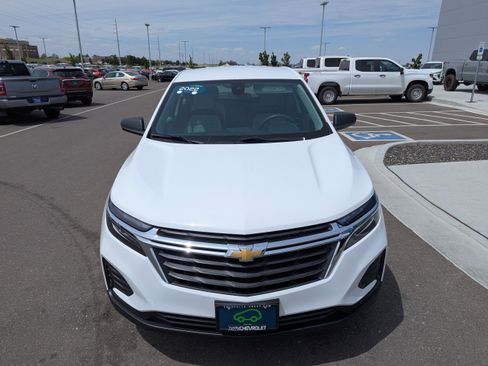 Certified 2022 Chevrolet Equinox LS w/ LPO, Floor Liner Package AWD/4WD image 6