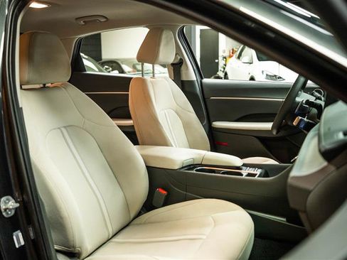 Used 2025 Hyundai Sonata SEL image 14