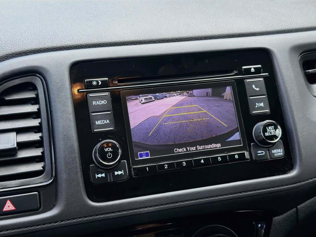 Used 2022 Honda HR-V LX image 13