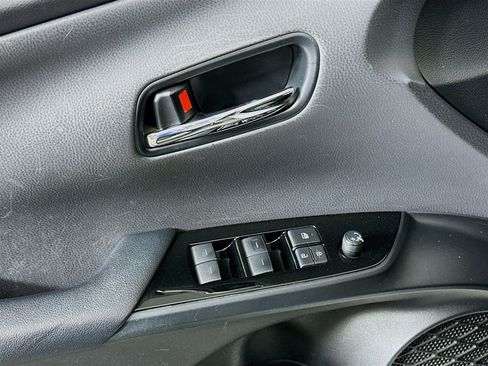 Used 2020 Toyota Prius Prime XLE image 15