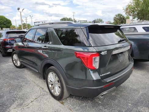 Used 2022 Ford Explorer Limited w/ Limited Technology Package RWD image 4
