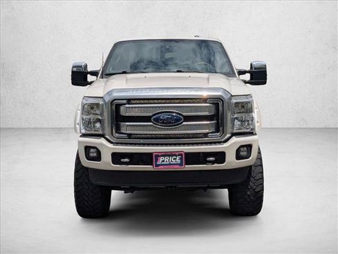 Used 2015 Ford F350 Platinum w/ FX4 Off-Road Package AWD/4WD image 2