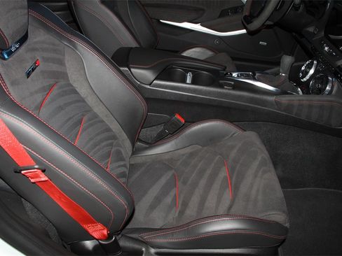 Used 2023 Chevrolet Camaro ZL1 image 26