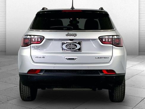 Used 2025 Jeep Compass Limited AWD/4WD image 3