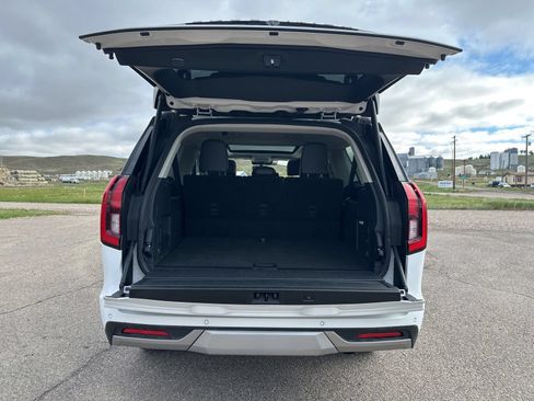 Used 2025 Ford Expedition Max Platinum AWD/4WD image 33