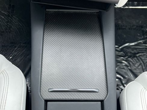 Used 2018 Tesla Model X 75D image 29