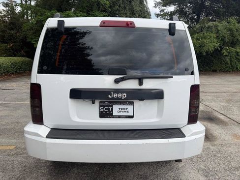 Used 2012 Jeep Liberty Sport RWD image 7