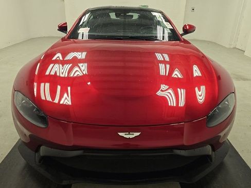 Used 2019 Aston Martin V8 Vantage Coupe RWD image 8