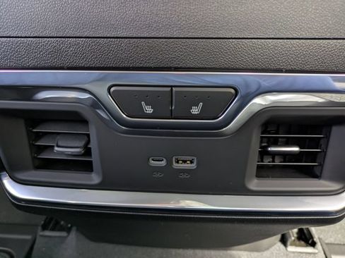 New 2026 GMC Sierra 1500 Denali AWD/4WD image 17