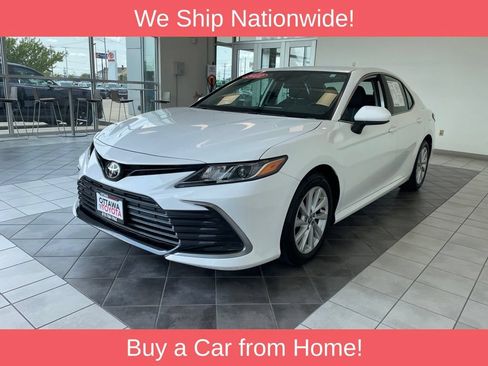 Used 2022 Toyota Camry LE AWD/4WD image 2