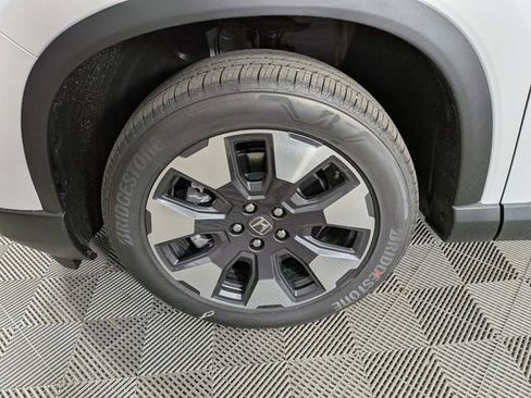 New 2026 Honda Pilot Touring image 37