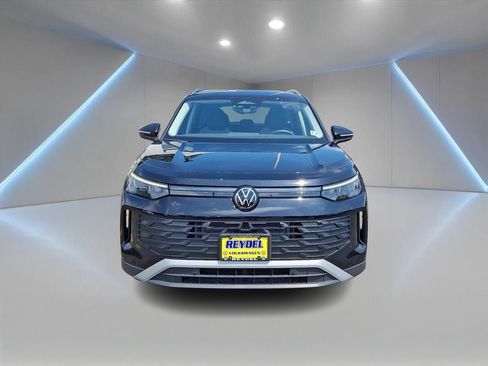 Used 2026 Volkswagen Tiguan S AWD/4WD image 2