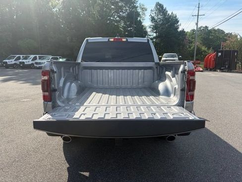 Used 2024 RAM 1500 Laramie AWD/4WD image 18