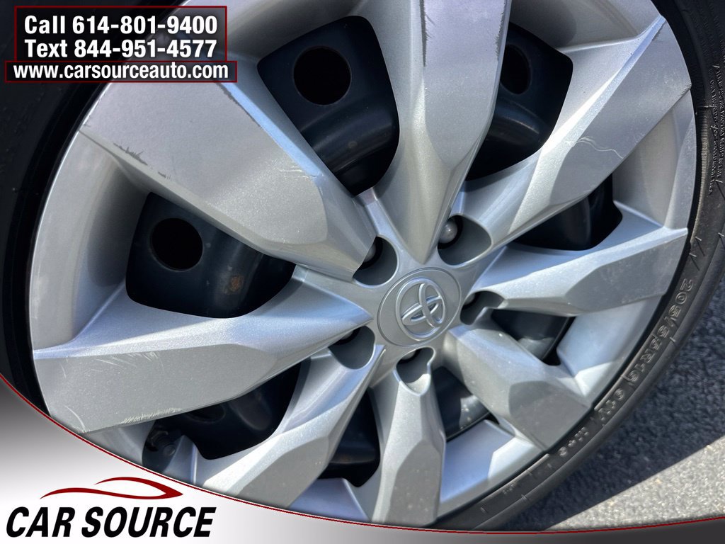 Used 2016 Toyota Corolla LE FWD image 23