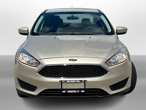 Used 2018 Ford Focus SE image 3