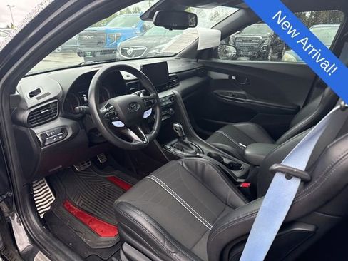 Used 2022 Hyundai Veloster N FWD image 10