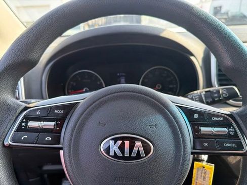 Used 2020 Kia Sportage LX AWD/4WD image 15
