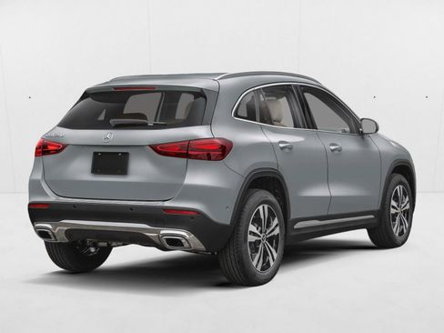 New 2026 Mercedes-Benz GLA 250 image 2