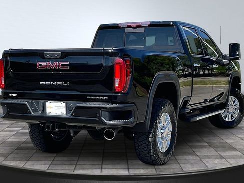 Used 2020 GMC Sierra 2500 Denali w/ Denali Ultimate Package image 2