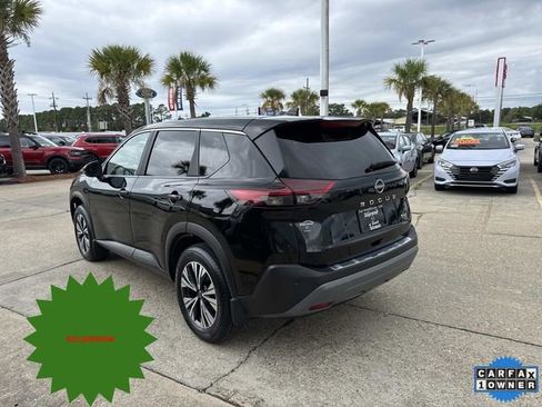 Used 2023 Nissan Rogue SV image 4