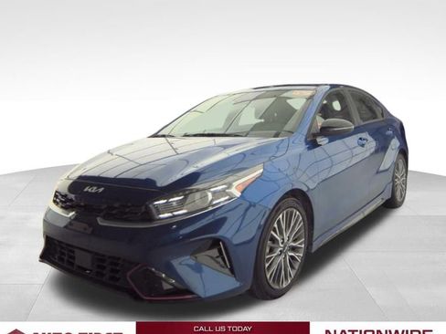 Used 2024 Kia Forte GT-Line w/ GT-Line Premium Package image 5