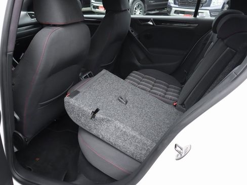 Used 2010 Volkswagen GTI 4-Door image 33