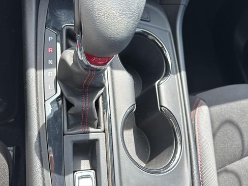 Used 2022 Chevrolet Equinox RS FWD image 25
