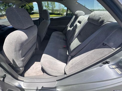 Used 2002 Toyota Camry XLE FWD image 16